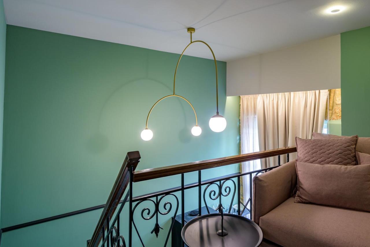 Urban Tales Aparthotel Athén Kültér fotó